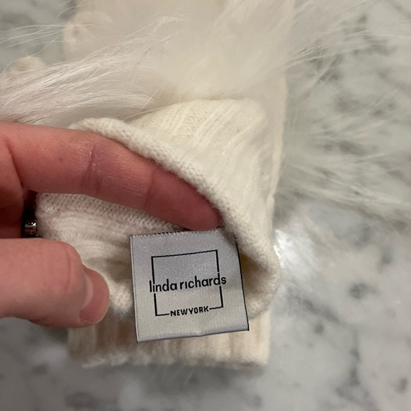 Linda Richards genuine fur winter gloves - Picture 5 of 6